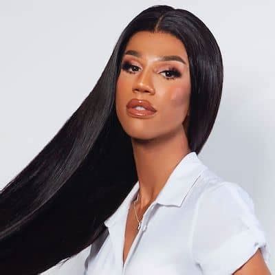Naomi Smalls Net Worth 2024: Money, Salary, Bio.